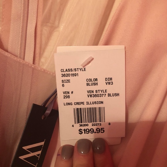 NWT Vera Wang Gown - Picture 6 of 8